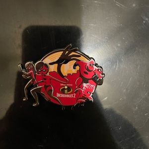Disney incredibles pin